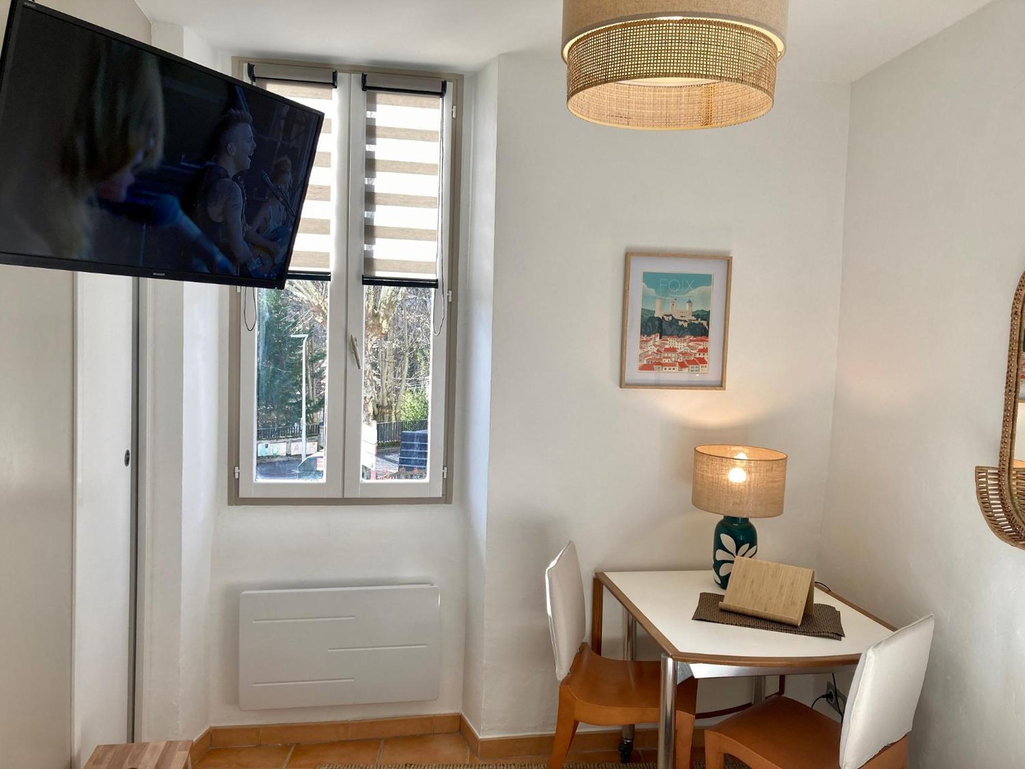Aux 4 Logis Appart-Hotel - Studio Le Terra - Petit Dejeuner Inclus 1Ere Nuit Foix Ngoại thất bức ảnh